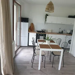 https://allee-des-cedres.fr-paris.fr